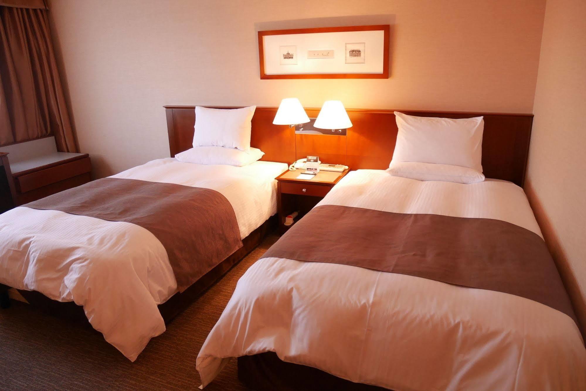 Rembrandt Hotel Ebina Eksteriør bilde